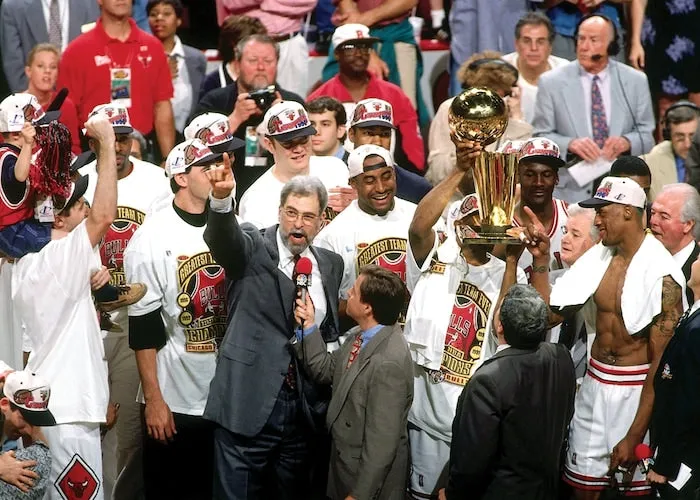 1996 Chicago Bulls 'Greatest Team Ever' Logo T-Shirt