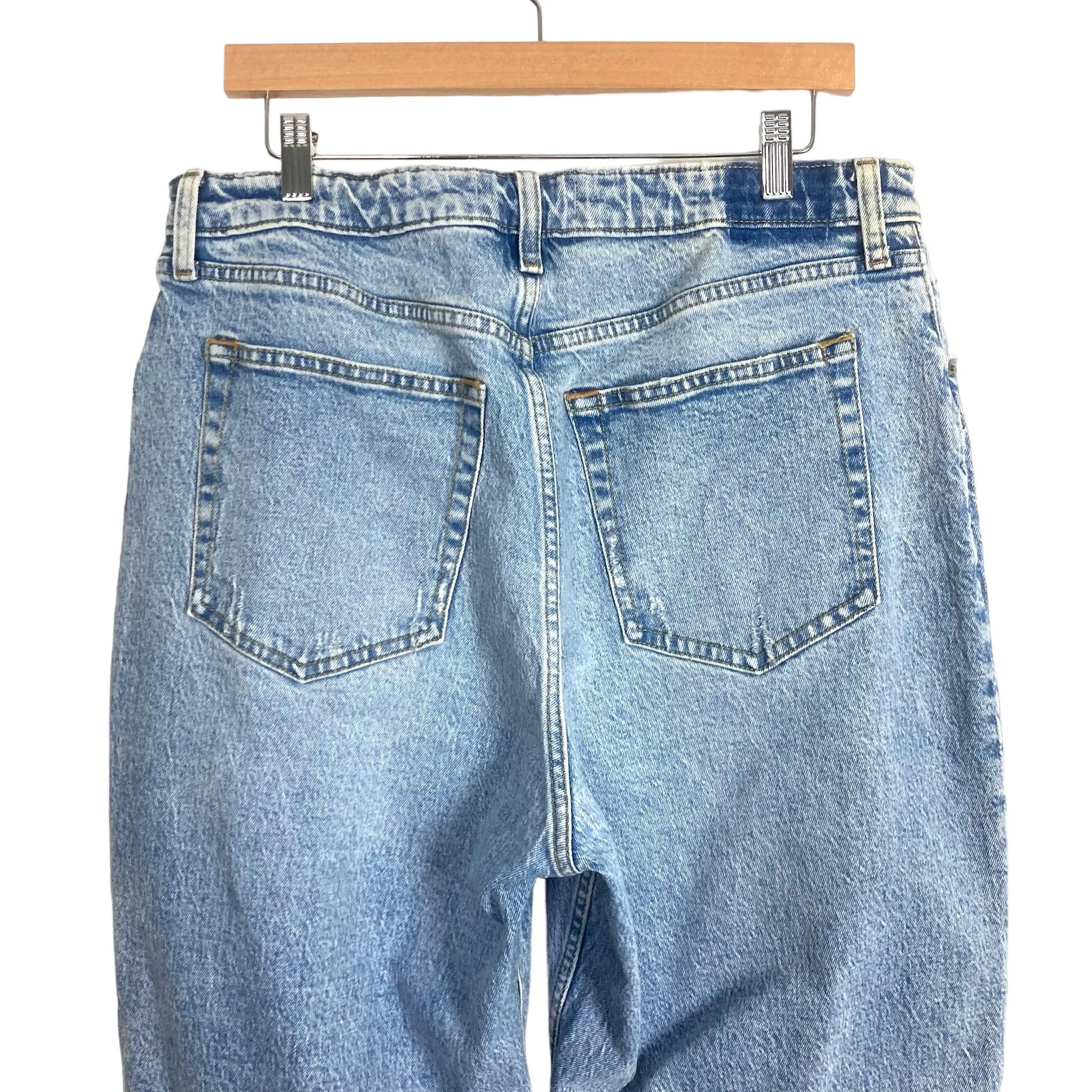 Abercrombie & Fitch Light Wash Curve Love Button Fly High Rise The Dad Jeans-Size 32/14 (Inseam 30”, sold out online)