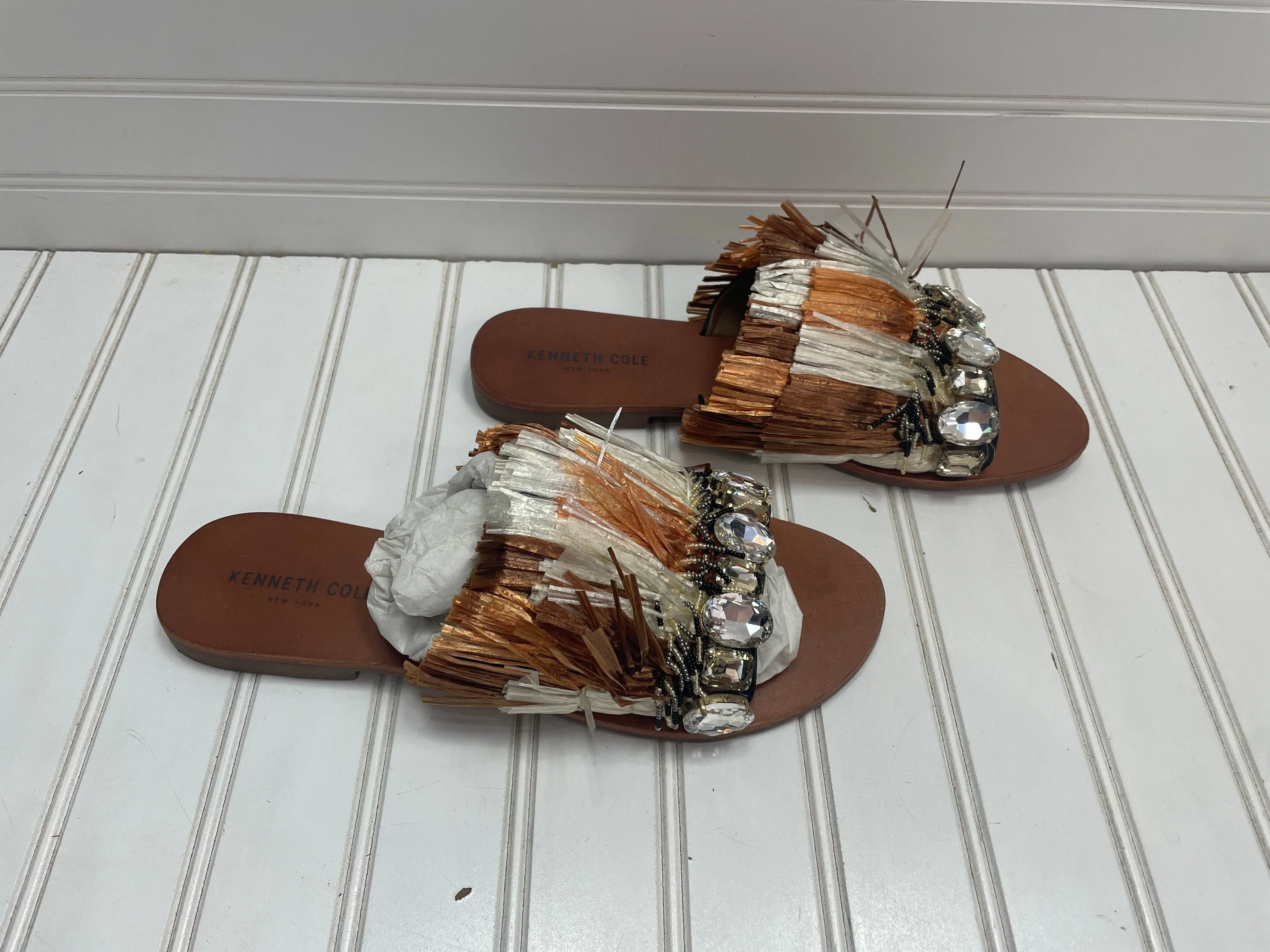 Brown & Tan Sandals Flats Kenneth Cole, Size 10