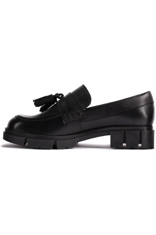 Clarks Teala Loafer in Black leather