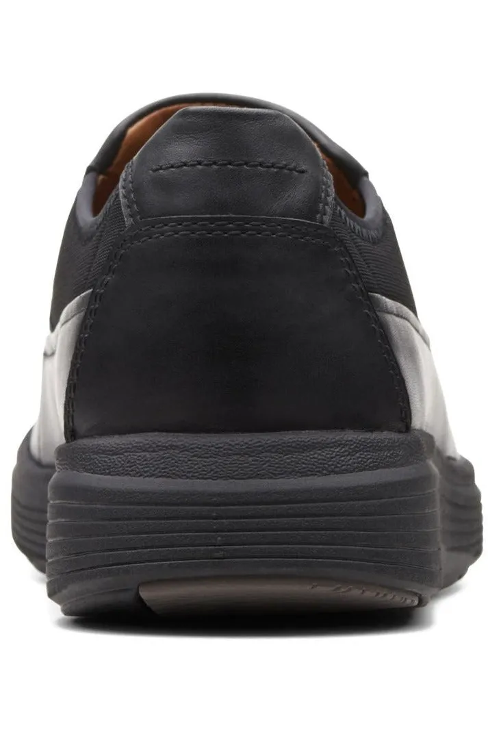 Clarks Un Abode Go in Black leather Extra Wide