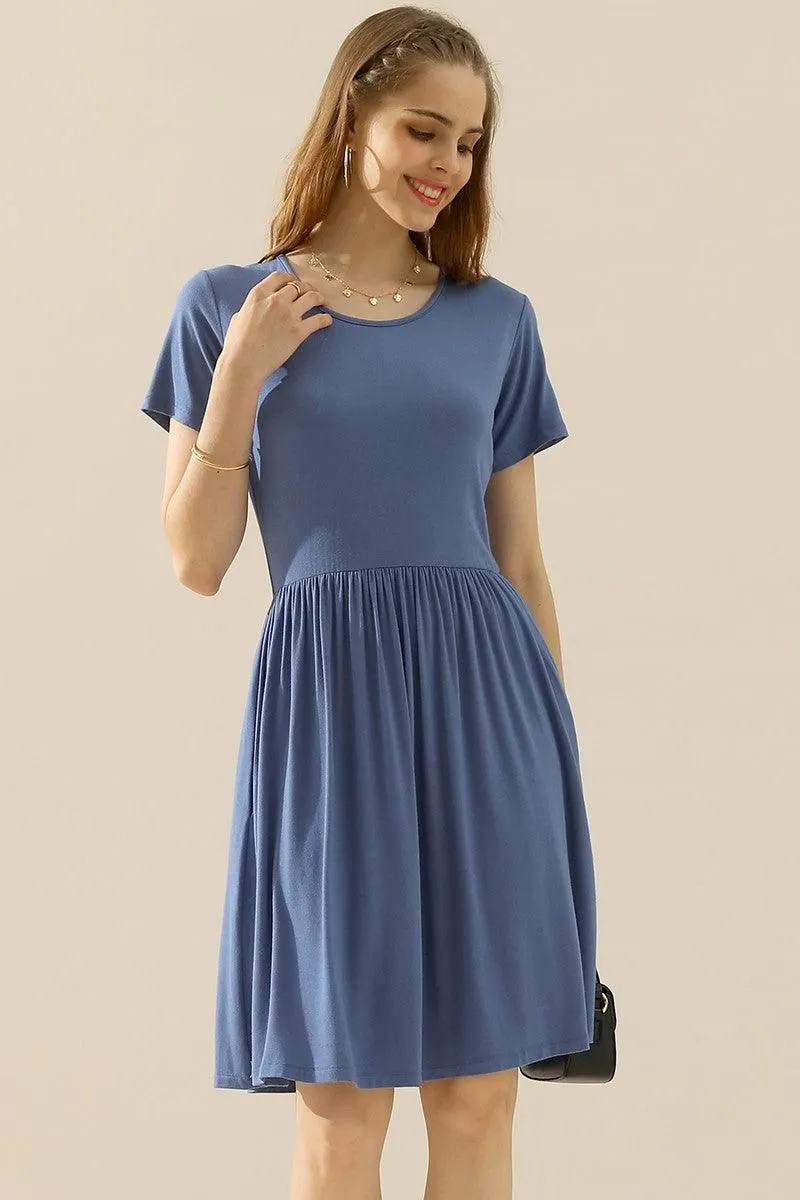 CREWNECK SHIRRED FLOWY SWING SHORT SLEEVE DRESSES