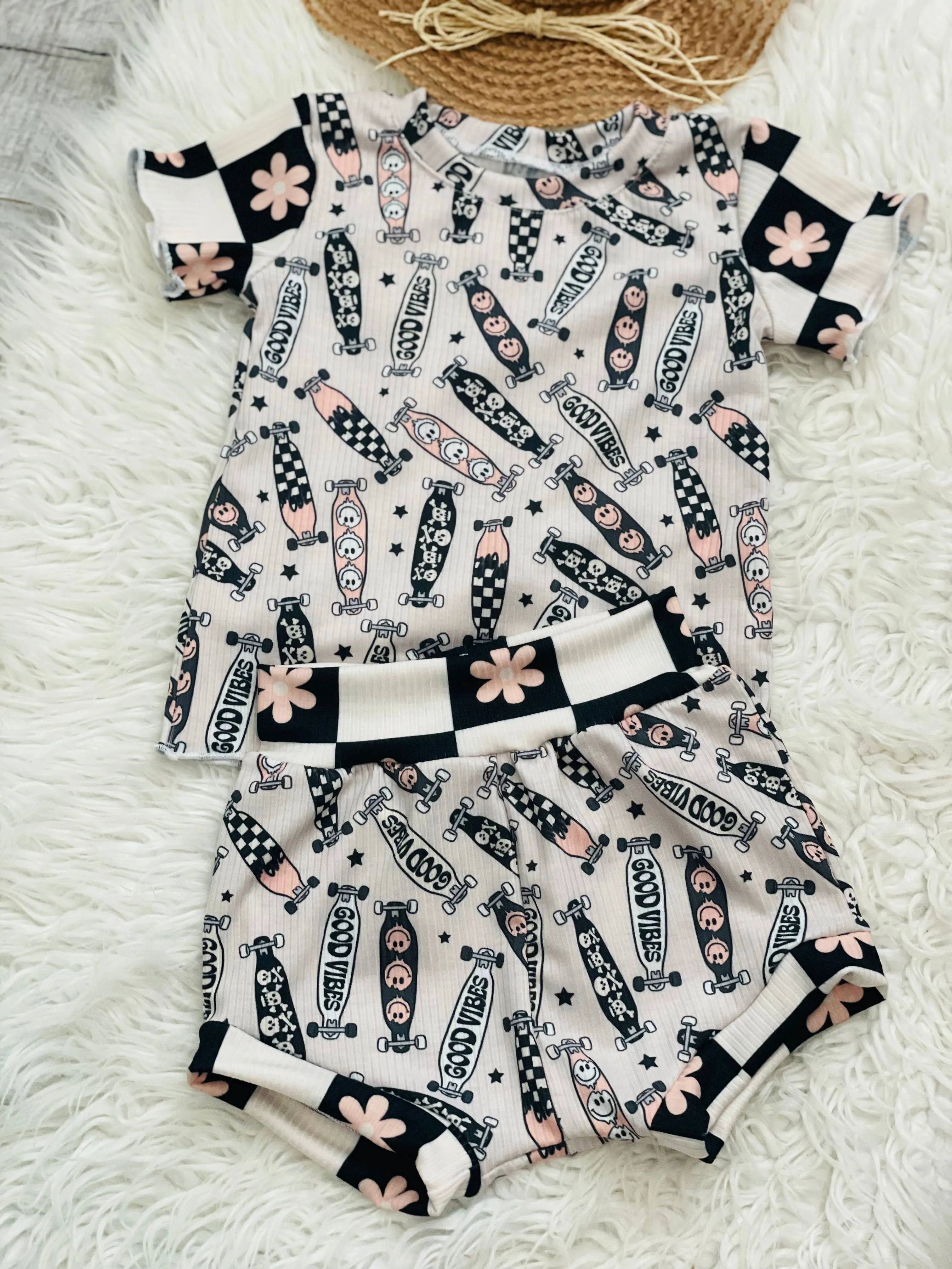 SK8er Daisy Comfy Lounge Set