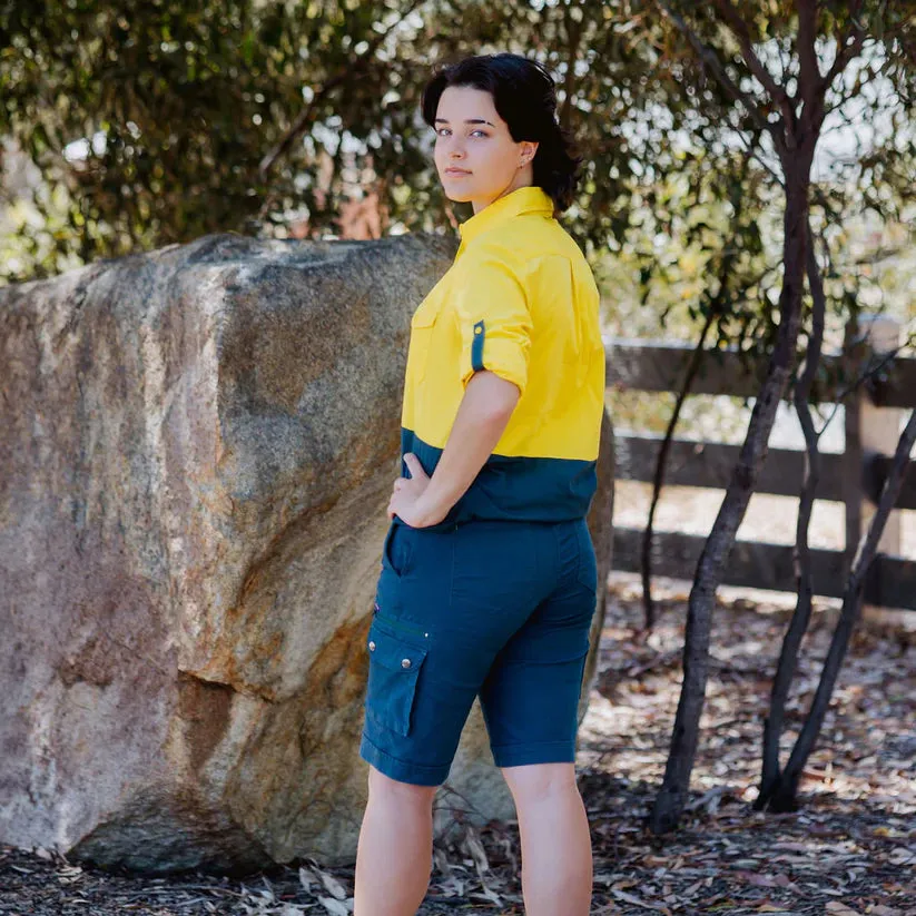 Women's Mid-Rise Shorts Give Cargo